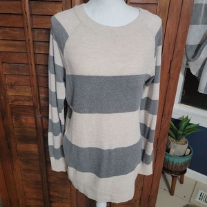Poof women's sweater grey stripes one‎ zippered side long sleeve size XL